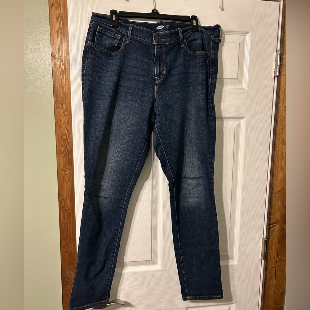 Old Navy Curvy Skinny Jeans